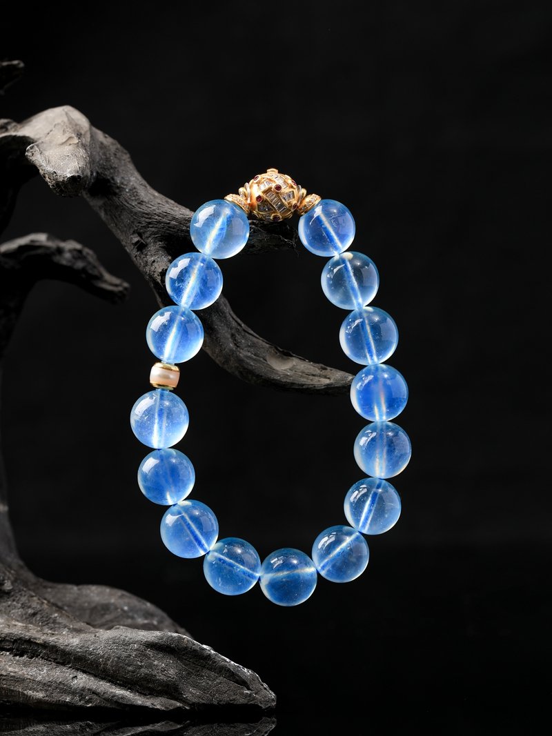 B15A0032 Natural Aquamarine Bracelet 11MM