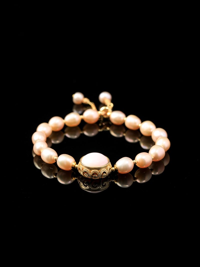 B15A0180 Natural Freshwater Pearl Bracelet