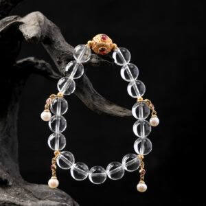 B15A0190 Natural White Crystal Bracelet