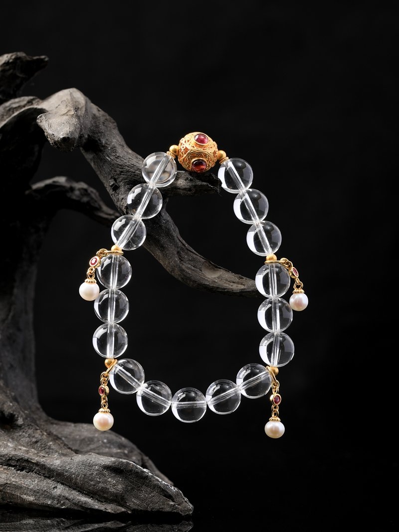 B15A0190 Natural White Crystal Bracelet
