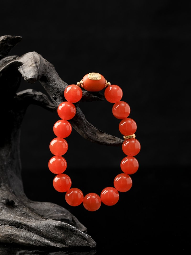 B15A0200 Natural Red Agate Bracelet with Amber