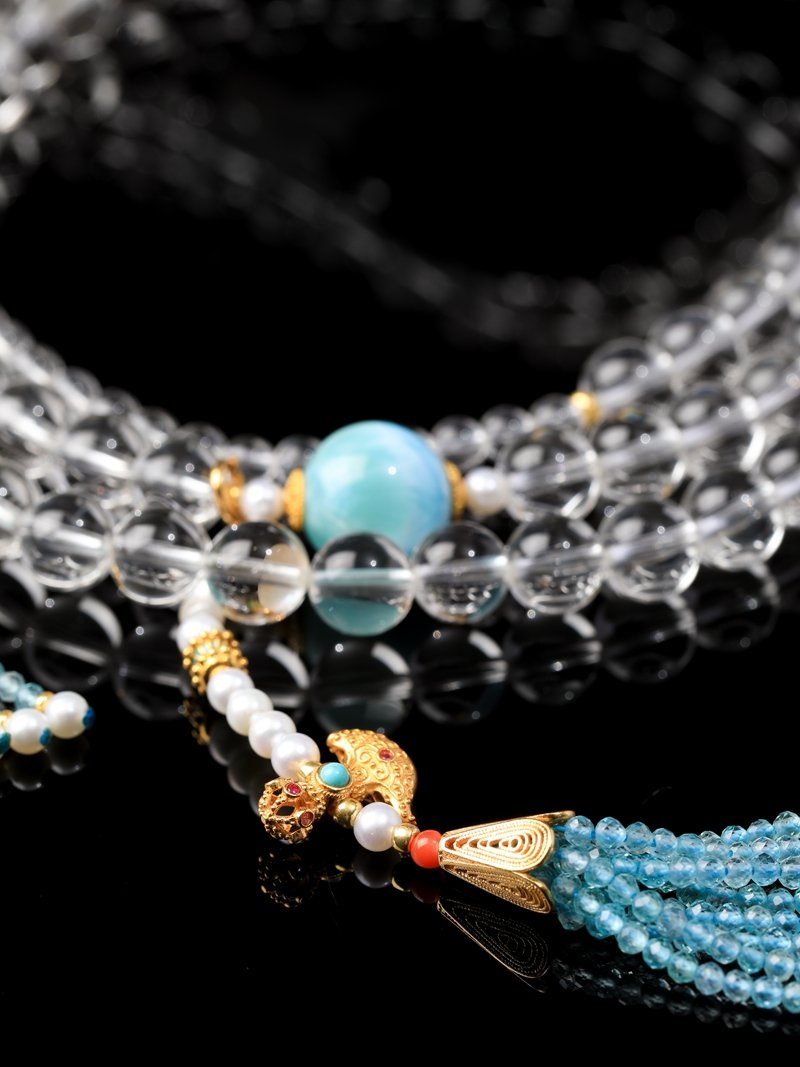 White Crystal Necklace/4-ring Bracelet with Larimar