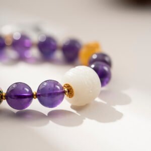 DSC06334 Uruguayan Amethyst Paired with Chinese Hetian Jade Bracelet